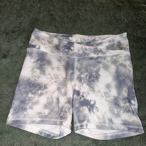 Avia Women's Gray Tie-Dye Bike Shorts
